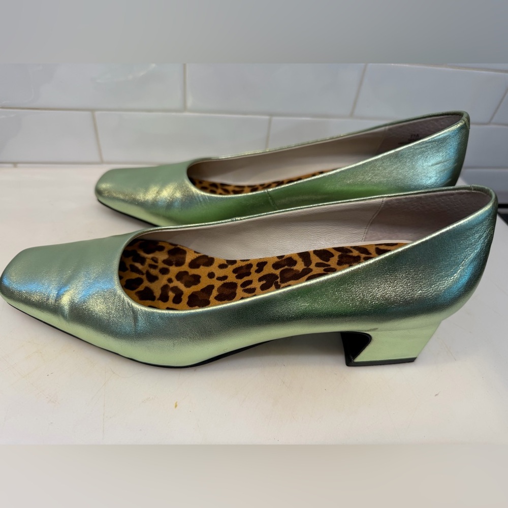 Fitzwell Vintage Metallic Green Low Block Heel Pumps Size 7